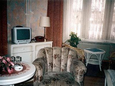 Haus Am Pfaffenteich Otel Schwerin  Oda fotoğraf